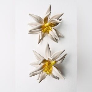 Zara Beaded White and Yellow Flower Earrings. NWT